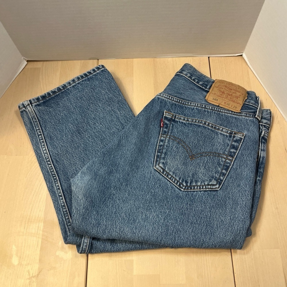 Vintage LEVIS 501 Button Fly 100% Cotton Blue Jeans, Men's 36 x 29, Guatemala